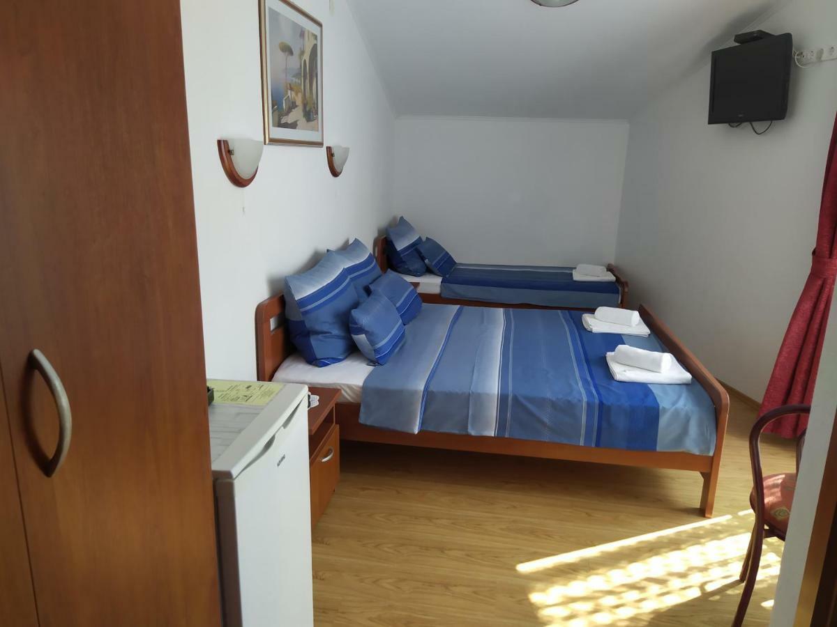 Pansion Ribica Otel Crikvenica Dış mekan fotoğraf